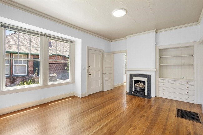 Building Photo - 1801 Alameda Ave Unit 1801 Alameda Ave #A - LU