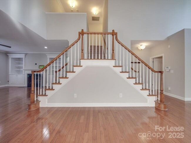 Photo - 15340 Prescott Hill Ave