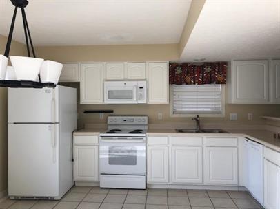 3531 S Oaklawn Cir