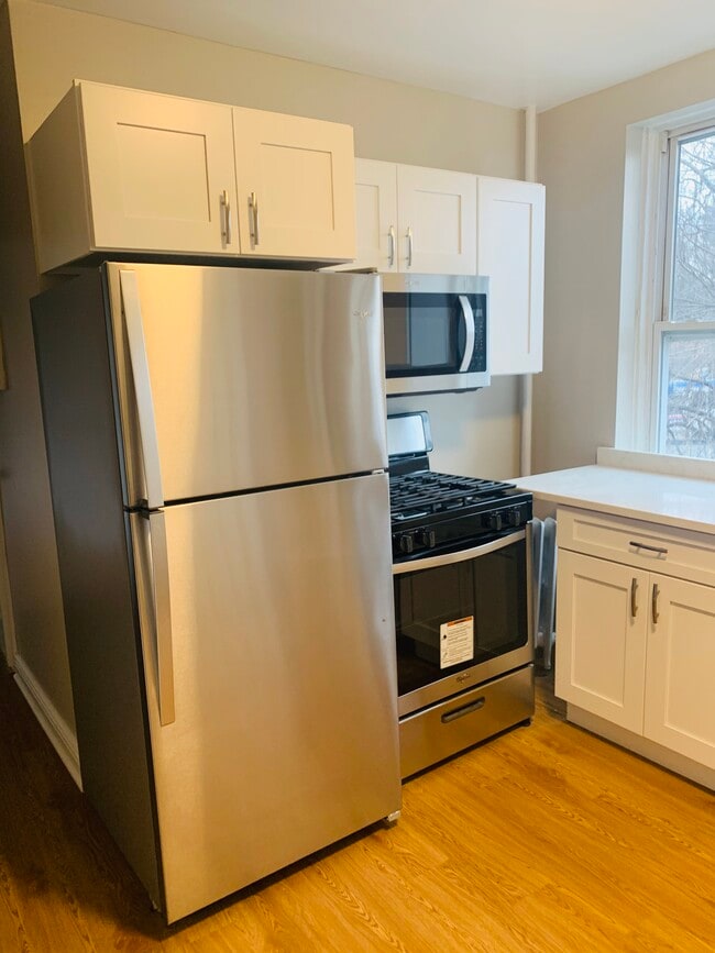 Photo - 35 Conger St Unit 2L