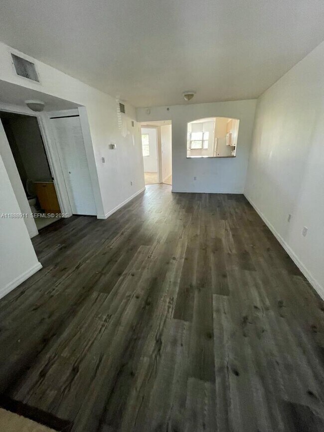 Photo - 22701 SW 88th Pl Unit 204-9