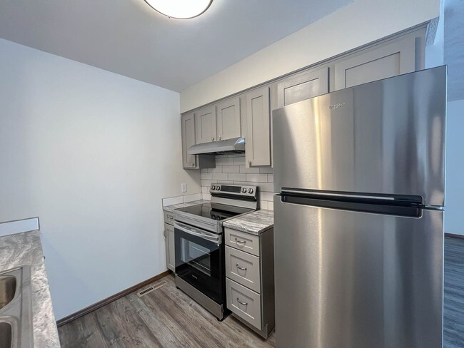 Photo - 2 Bedroom Duplex –Near Chesterfield Family Center and Park