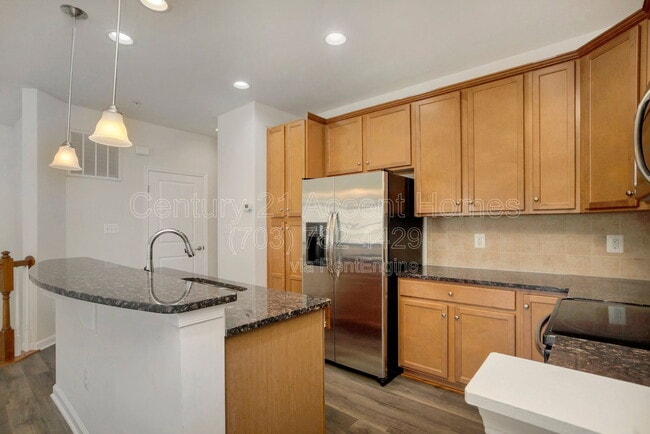 Photo - 24676 Hutchinson Farm Dr