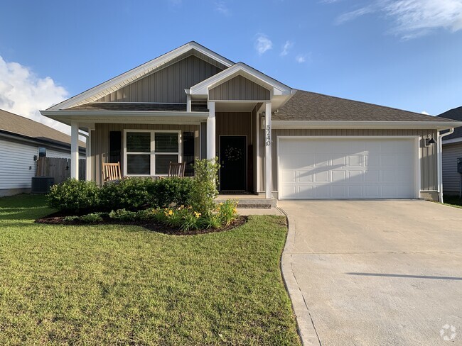 Building Photo - 5240 Peach Dr Rental