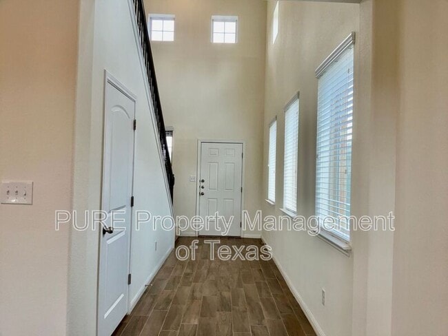 417 Cinnamon Teal Ln