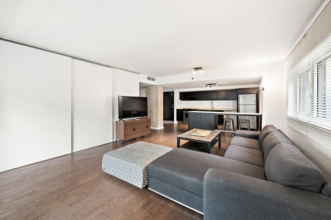 Photo - 350 Blvd. De Maisonneuve Ouest Unit 1104