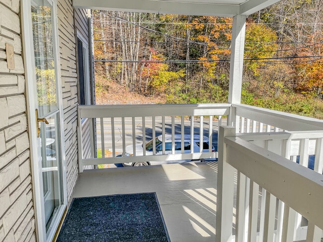 Photo - 210 Mount Vernon Ave