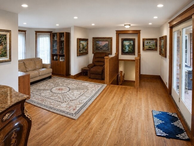 1506 Oswego Rd Unit A
