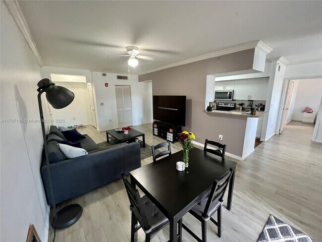 Photo - 101 SW 117th Ave
