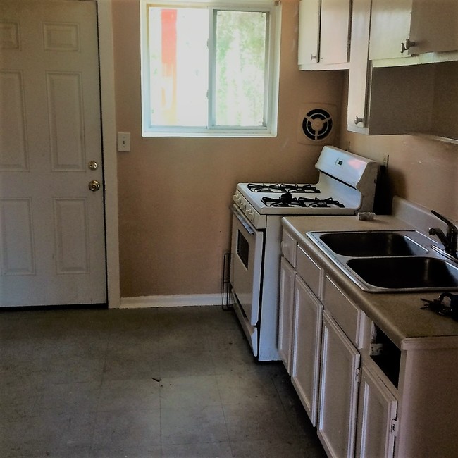 Kings Glen Apartments For Rent in Atlanta, GA