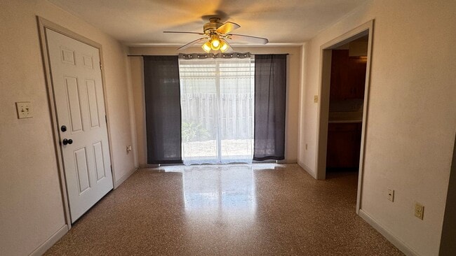Photo - Charming 3-Bedroom Home in Dunnellon – Spacious Living with Modern Comforts!