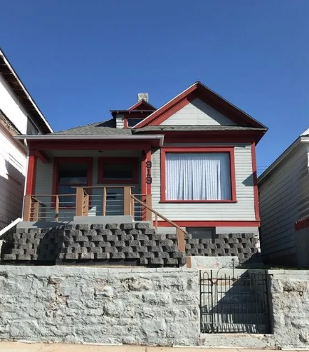Building Photo - 919 W Woolman St Rental