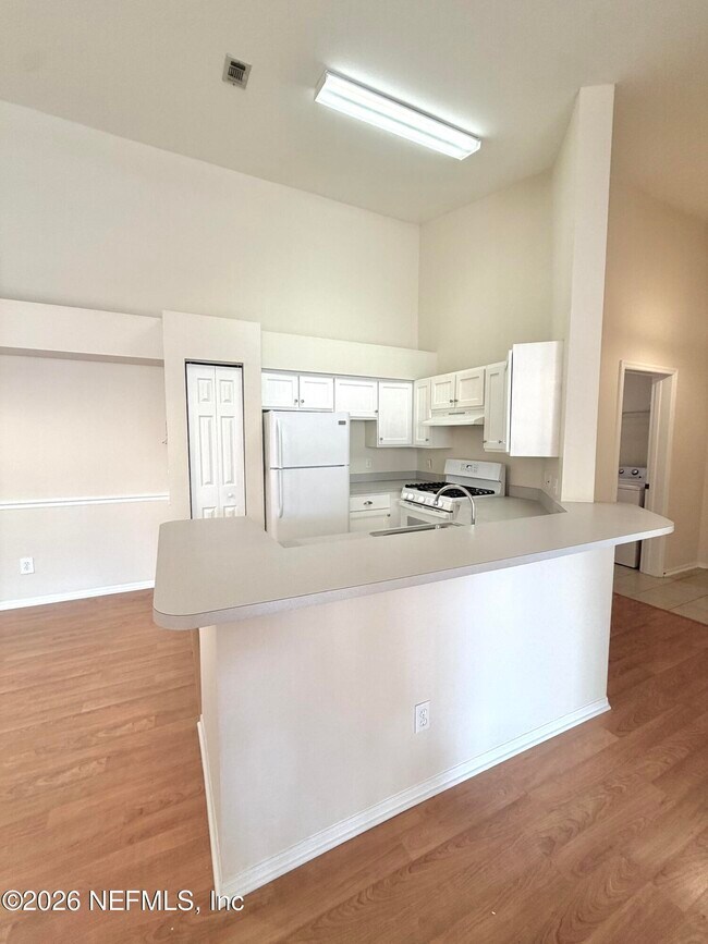 Photo - 13810 Sutton Park Dr N Unit 320