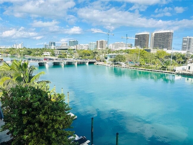 Photo - 9501 E Bay Harbor Dr Unit 5B