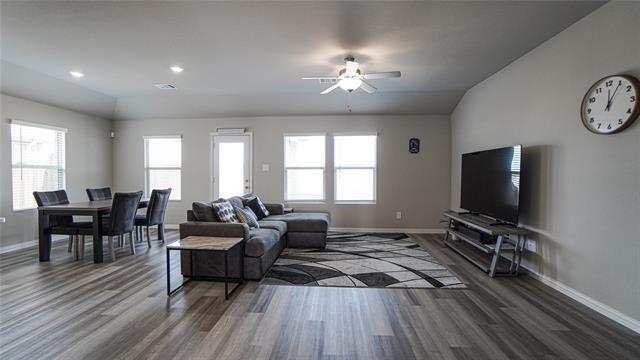 Photo - 775 Moonlight Pl