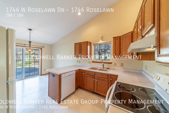 Photo - 1746 W Roselawn Dr Unidad 1746 Roselawn