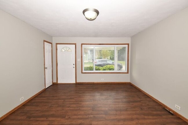 Photo - Mishawaka 3 bedroom ranch with large family room and fenced yard