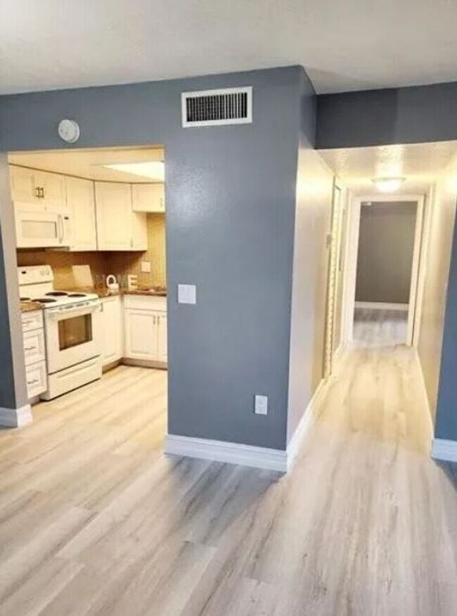 Photo - 2 BD Condo At Destiny Springs with Lakevie...