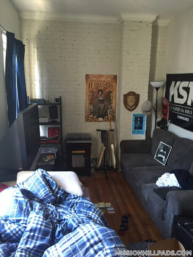 Photo - 896 Huntington Ave Unit 3