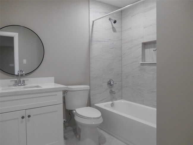 Photo - 1547 Greenfield Rd