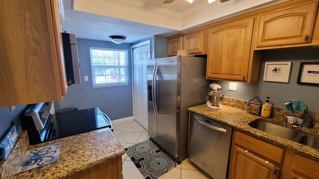 Building Photo - Fully Furnished Condo in the heart of Cocoa Beach-Available 10.1.24 to 4.30.25