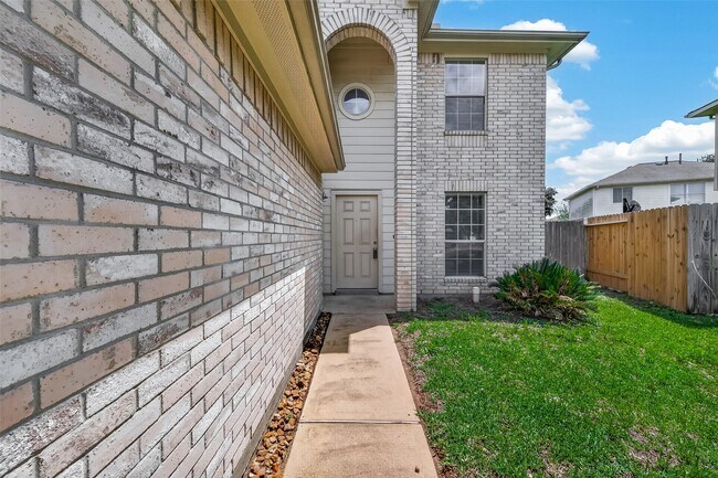 Photo - 1838 Strongs Ct