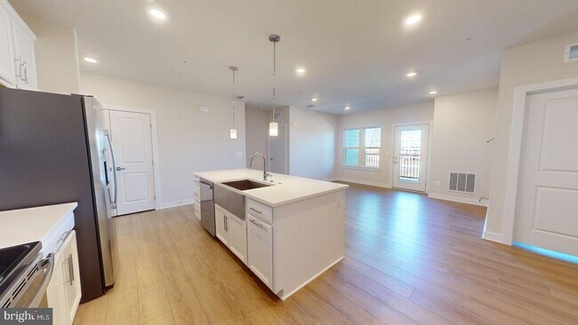 Photo - 12850 Mosaic Pk Wy Unit 2Q