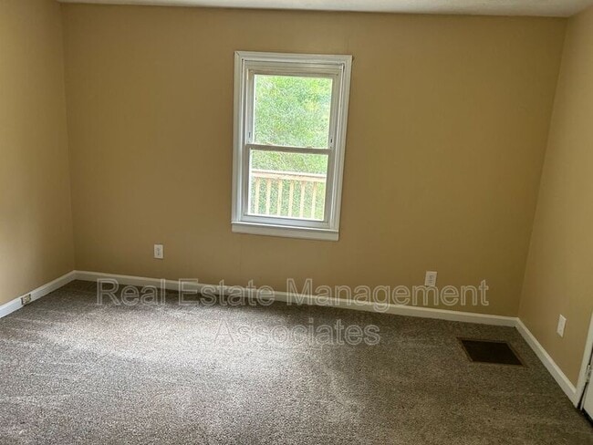 Photo - 433 N 16th St