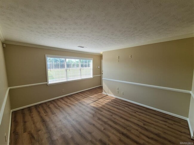 Photo - 3709 Le Bron Rd Unit D