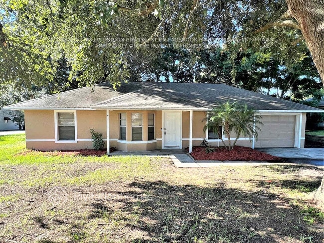 Building Photo - 113 E Sumter St Rental