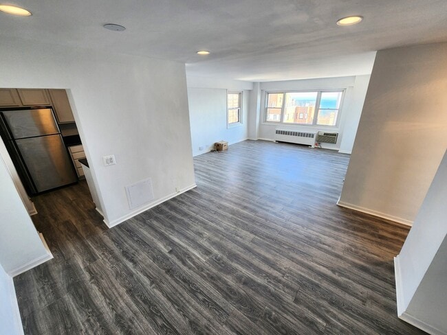 Photo - 2909 N Sheridan Rd Unit 1902