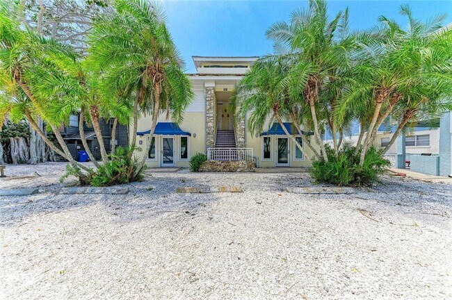 101 Palm Ave Unit 3