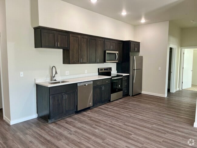 Building Photo - Laike Plaza Rental