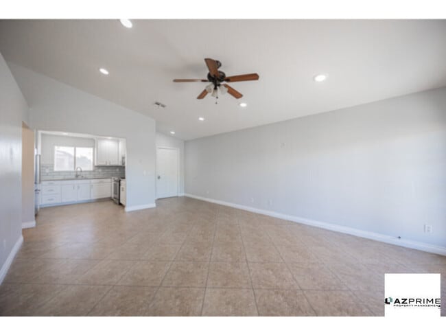 Photo - Charming 3/2 Goodyear Home!