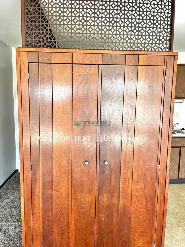 Photo - 2331 E Market St Apartamento Unidad 412