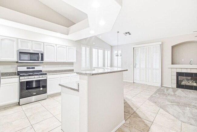 Spacious 2-Bedroom Henderson Home with Fireplace & Private Yard