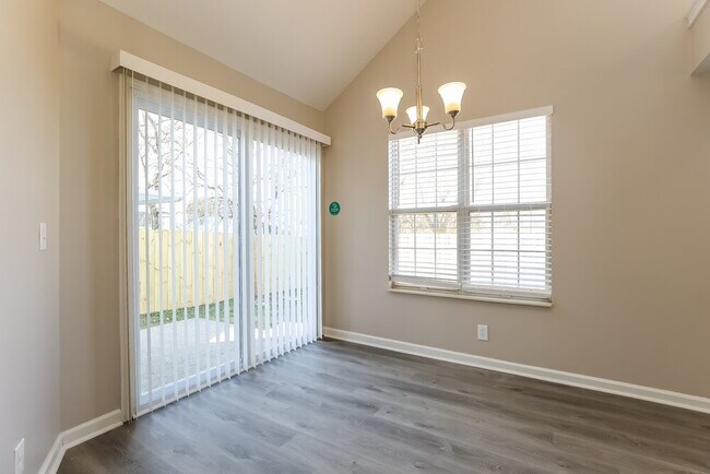 Photo - 1208 Wembley Dr