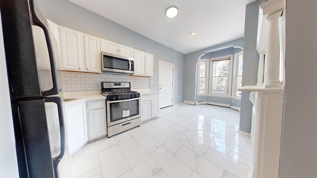 Photo - 363 Forrest St