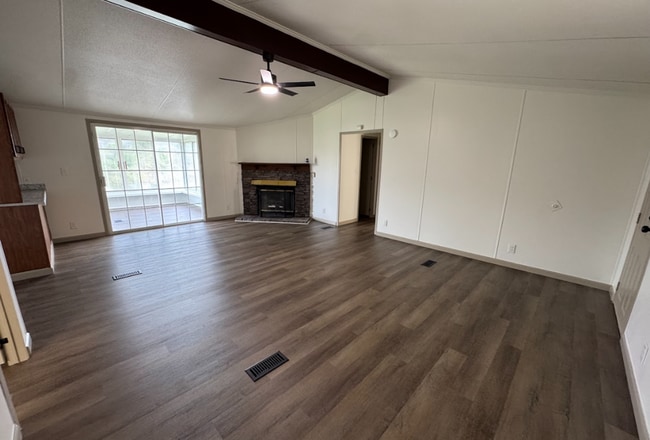 Photo - 3 Bedroom 2 Bathroom Home in Bristol, TN