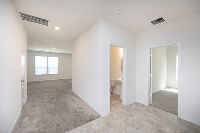 Photo - 6021 Diamond Sky Ln