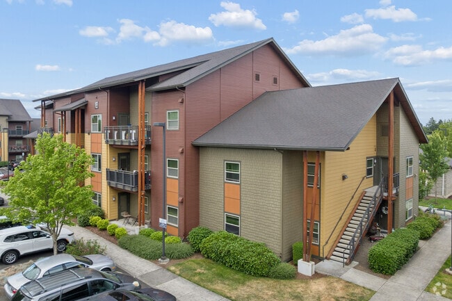 Exterior - 1st Street Apartments
