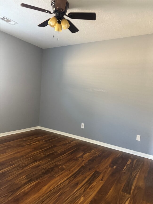 Photo - 10914 Overland Trail Dr