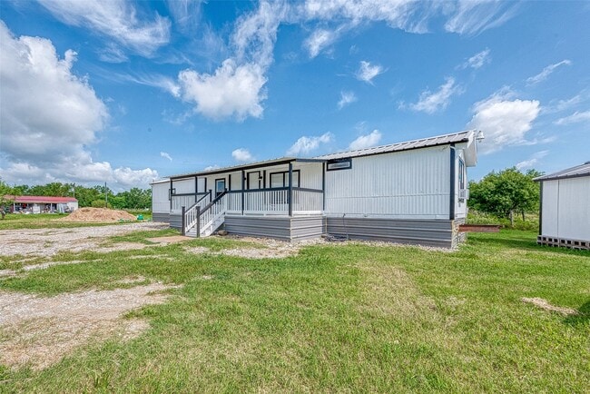 Photo - 8240 Bullard Rd