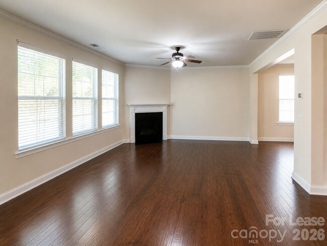 Photo - 137 Glade Vly Ave