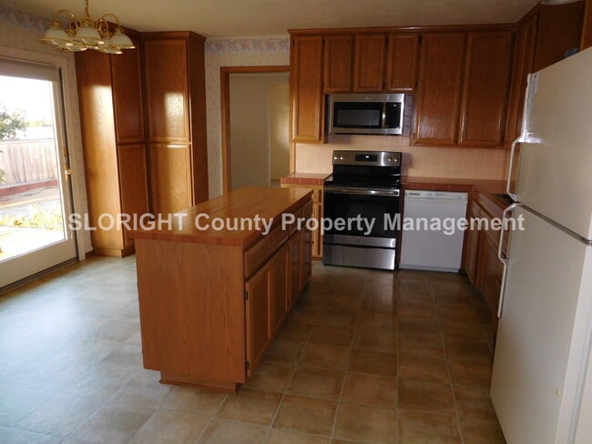Photo - AVAILABLE NOVEMBER - Charming Los Osos Hom...
