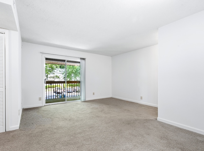 Laurel Ridge Apartments