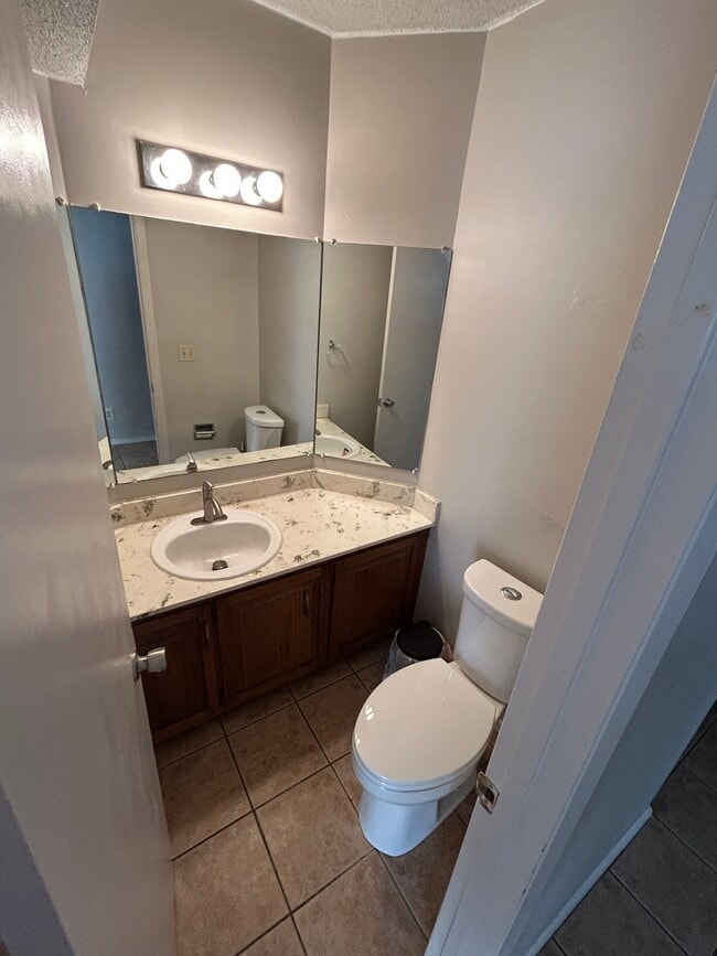 Photo - 2119 Quail Creek Dr