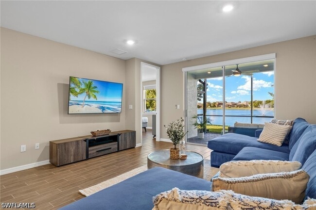 Photo - 14644 Edgewater Cir