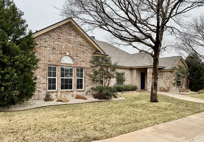 Photo - 311 Longhorn St