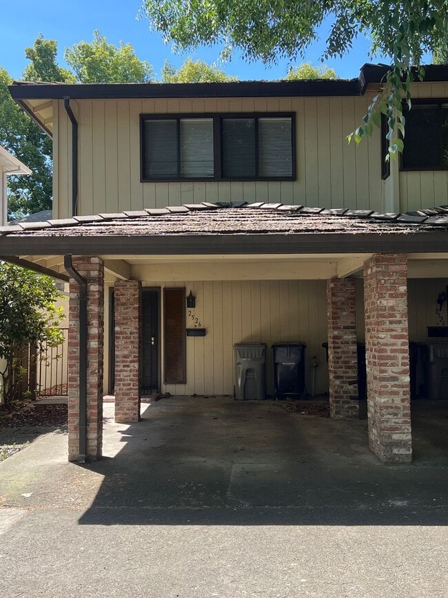 Photo - 2526 I St Unit 2526 I Street  B